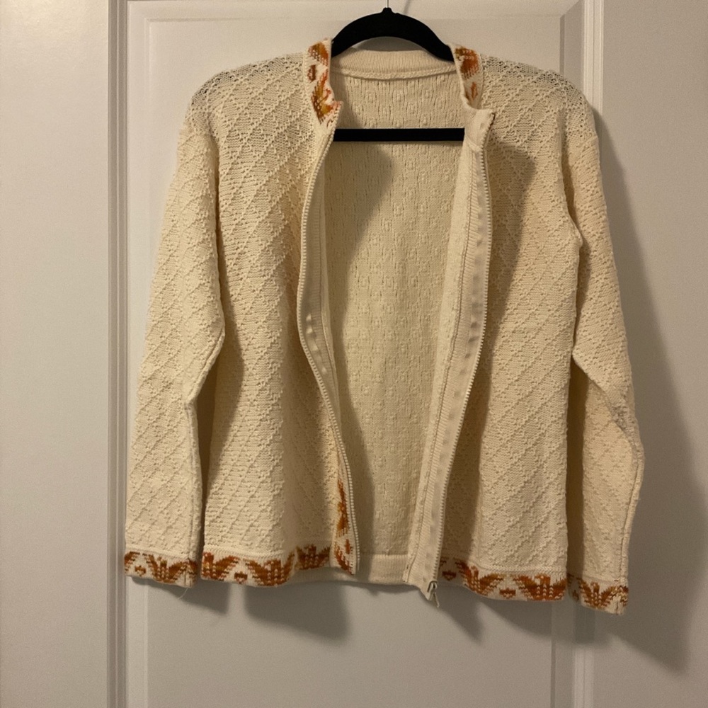 Cottage Core Style Sweater - Picture 5 of 6